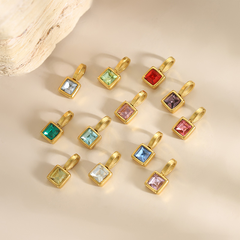 CARLIDANA Dainty Women Birthda - Charm Necklace Dainty recension och pris