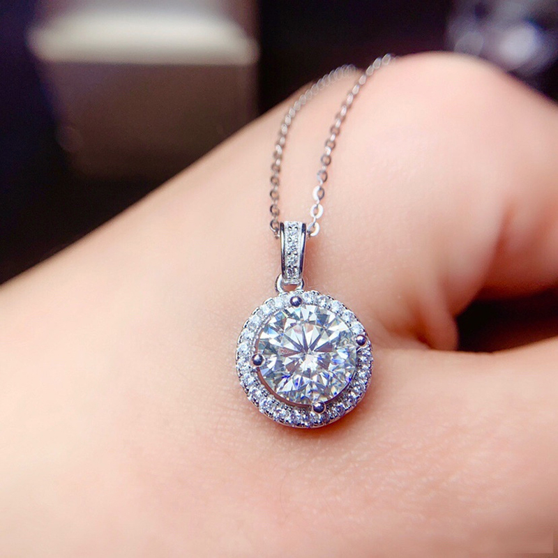 0.5-2ct Round Moissanite Neckl - Charm Necklace Dainty recension och pris