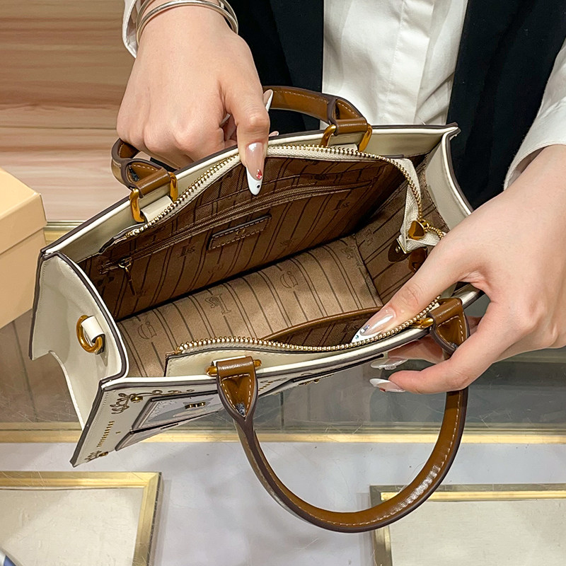 2026 New Hong Kong Genuine Lea - Women Accessories Business recension och pris