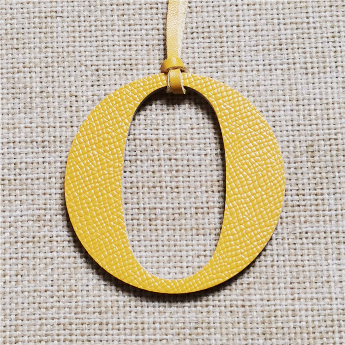 English Letter O Alphabet Cowh - Women Accessories Name In English recension och pris