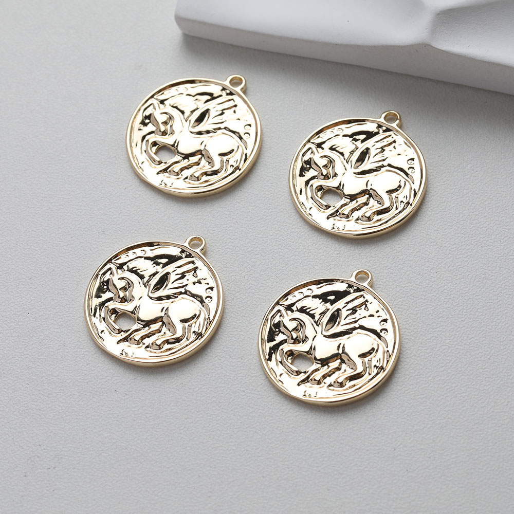 4pcs Dainty Unicorn Charms for - Charm Necklace Dainty recension och pris